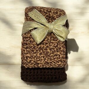 Handmade knit infinity scarf NEW